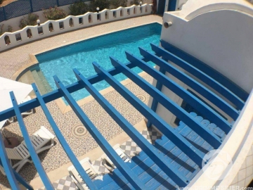 L 145 -                            Sale
                           Villa avec piscine Djerba